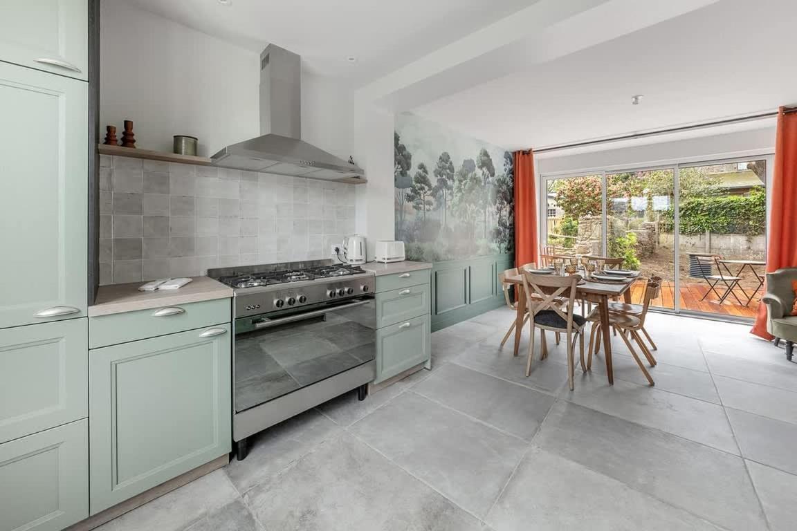 Holiday home La Baie - Belle Maison De Charme -jardin/parking Cancale